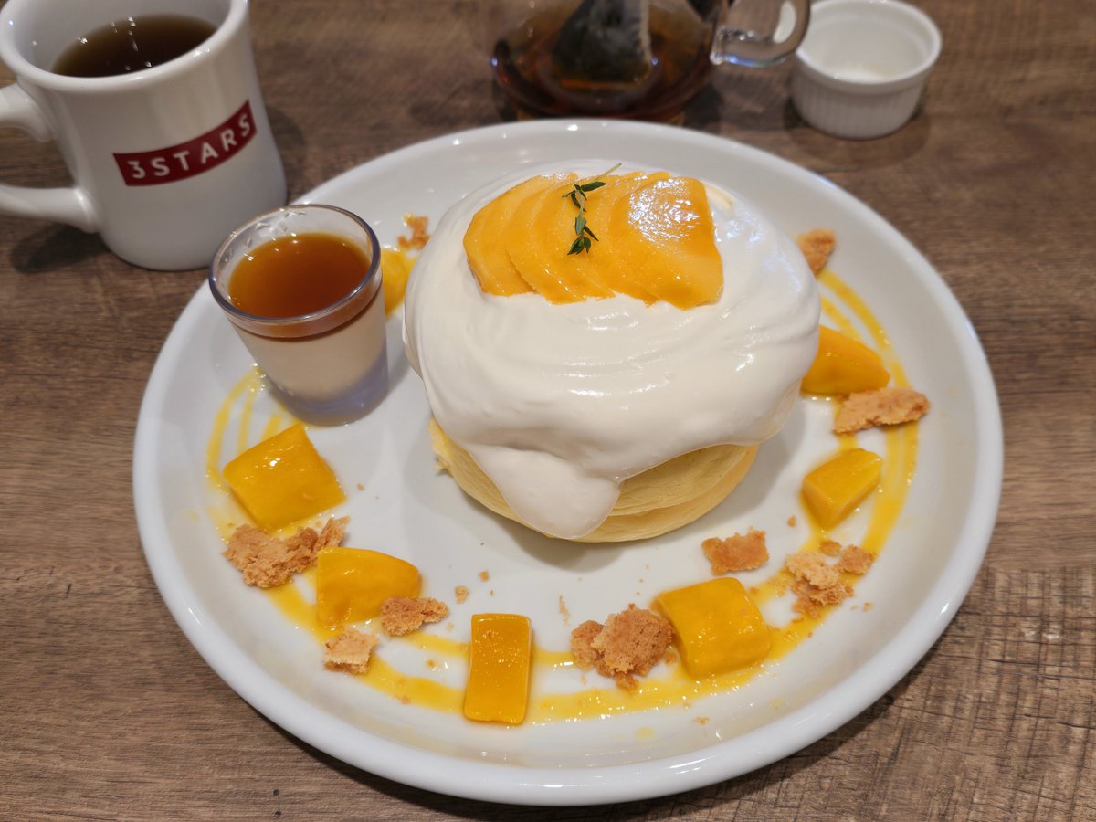 yuelunae's tweet photo. 久しぶりのご近所オフ会！
ふわふわパンケーキ🥞 https://t.co/sjwQ9BId0F