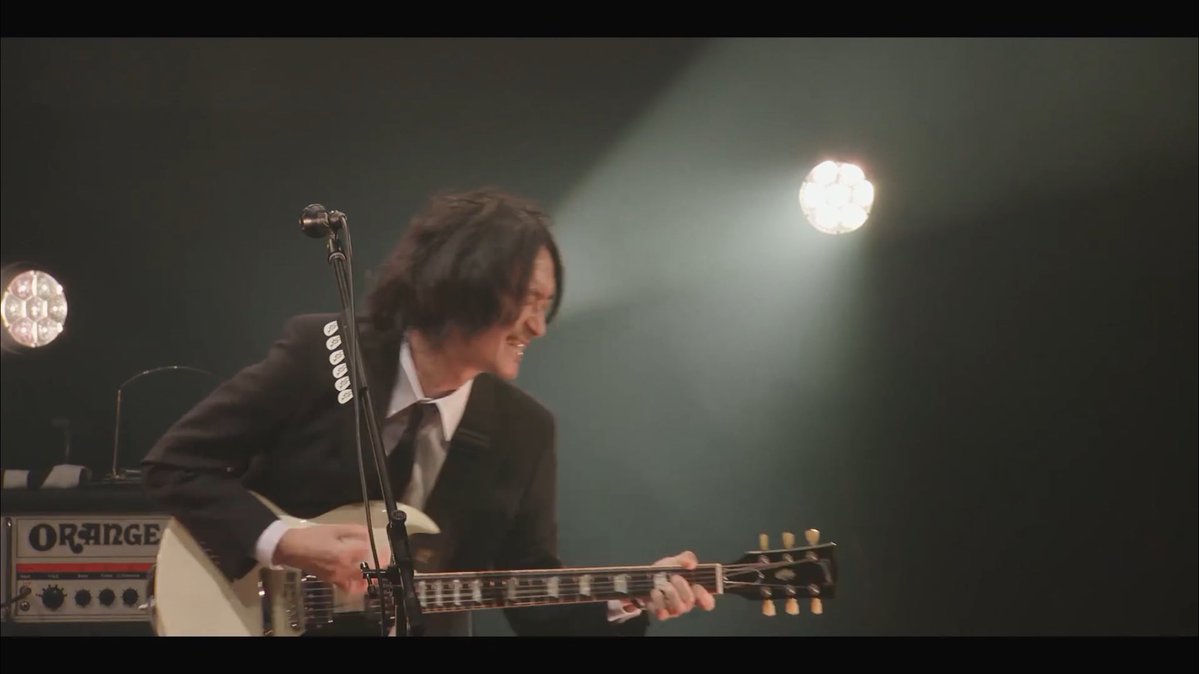 DOES_official's tweet photo. 【生ライブ❗️生配信中❗️📽️】

20年の軌跡を世界中に届け❗️
現在生配信中🔥
DOES 20th Anniversary Live “Thanksloving!”
🗓️ 2026年9月13日（日）
📍 Zepp Shinjuku（東京）

＜チケット＞
■ 配信チケット　
🎫 https://t.co/aVIwteh6hI

#DOES
#DOES20th
#Thanksloving

https://t.co/0UQMCoyhwu https://t.co/tytw2gJn9e