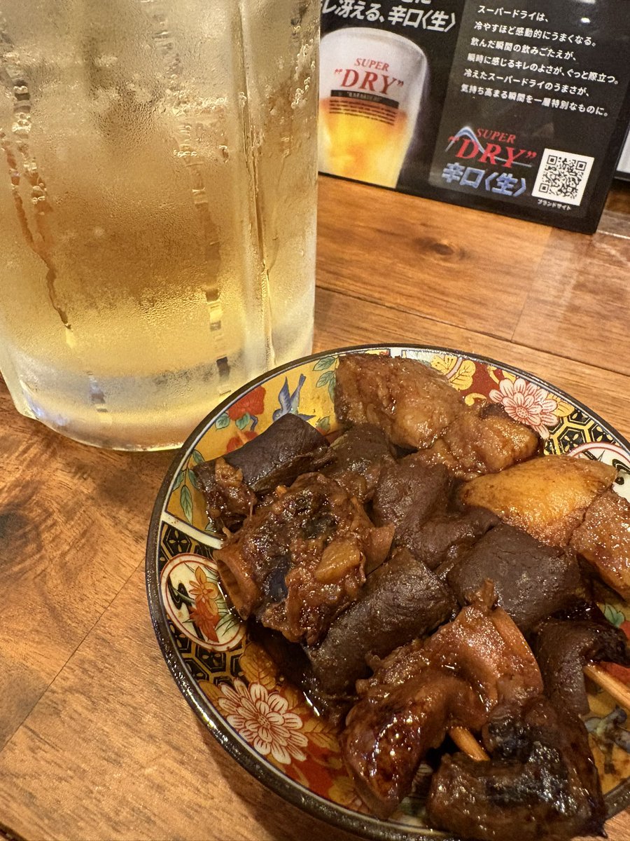 Ricardo_sdv's tweet photo. 家事もジムも終わったので現実逃避飲酒
煮込み串が美味しいね https://t.co/6wNSFtCGFo