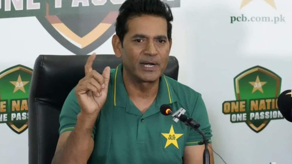 atharcricket752's tweet photo. #RemoveAqibJaved #RemoveMikeHesson #SavePakistanCricket https://t.co/1zQ9jQmd2u