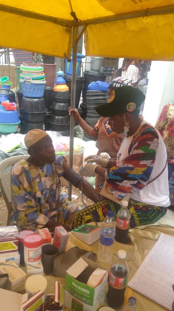 FellowAyobami's tweet photo. Allisoji Door to Door Movement Medical outreach at Amuloko Junction, Ona Ara LG. https://t.co/dnZxMLiLeM