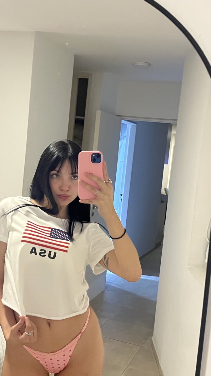 milliezae's tweet photo. i feel like you’d be way too easy to tease and i kinda wanna find out 😏 https://t.co/mLYLjsBVvR