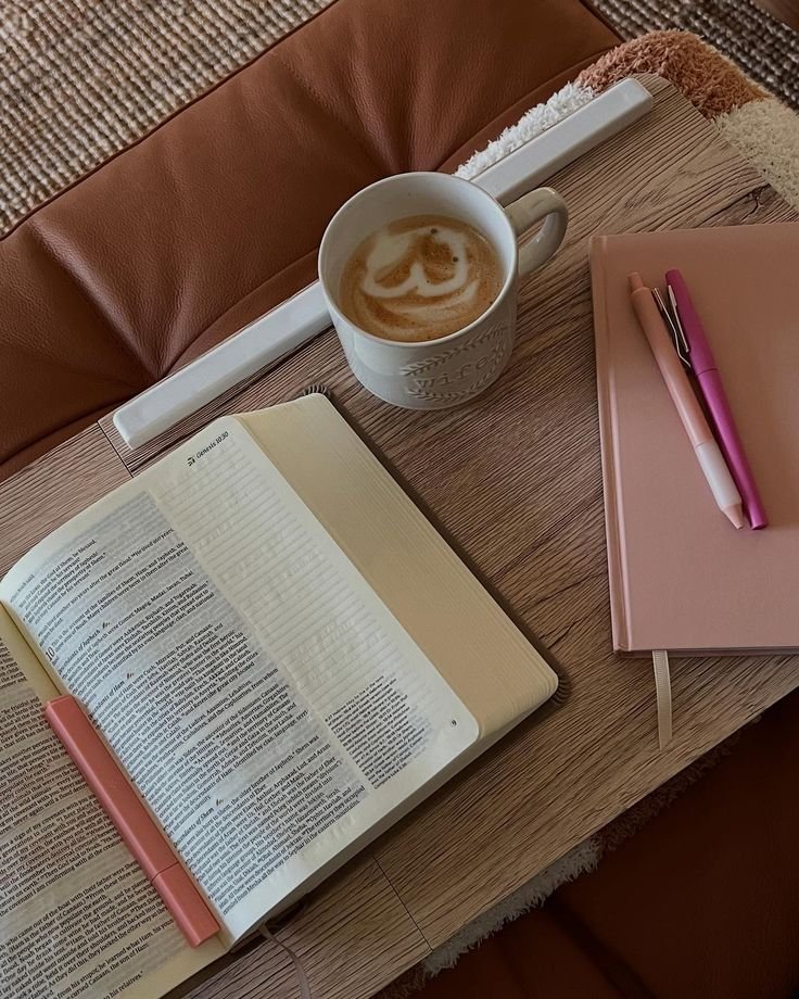 scarlettwants's tweet photo. sunday at home https://t.co/vim7dpbfGR