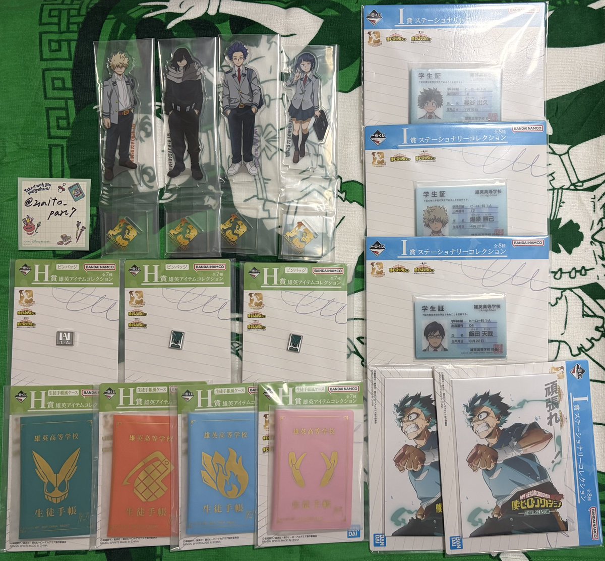 naito_pan7's tweet photo. @trhk_tmkm はじめまして、こんにちは。
なると申します。
検索から声掛け失礼いたします。
I賞ポストカードセットを所持しているのですが、アクリルスタンド 葉隠との交換は可能でしょうか？
ご検討お願いいたします。 https://t.co/1a3oNKShOp
