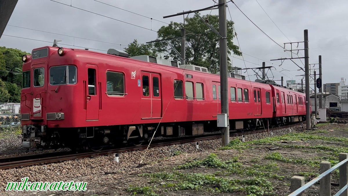 mikawatetsu's tweet photo. 先日、名鉄6000系6020F・6800系6813Fが長年の役目を終え、東名古屋港まで廃車回送されました( ; ; )

6020F・6813F、長い間本当にお疲れ様でした💐

「ありがとう6020F・6813F 東名古屋港行き廃車回送」
ぜひご覧くださいませ(՞˶･֊･˶՞)🤍

https://t.co/ngvEaIYqJc https://t.co/WmK5qSjVOs