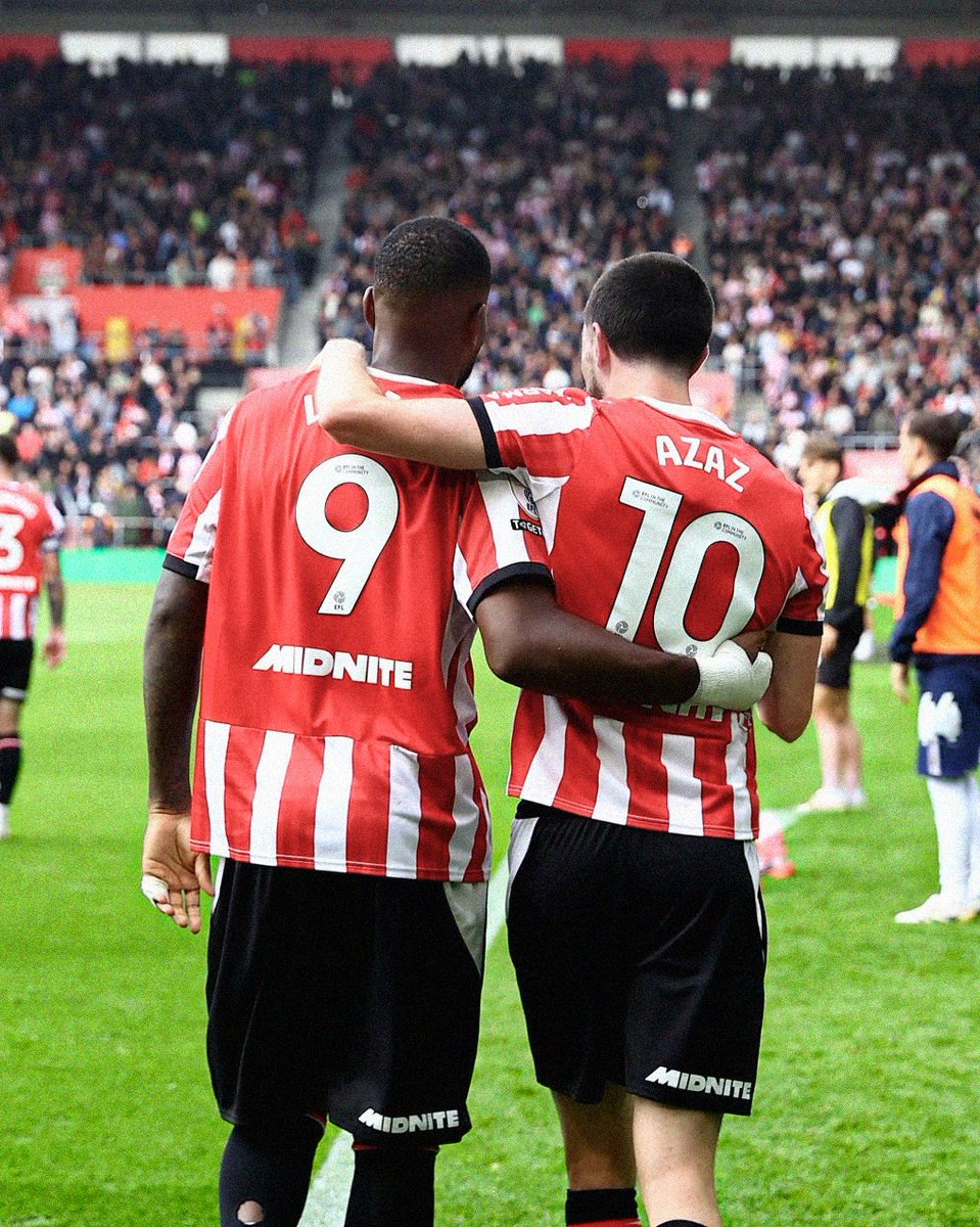 SaintsExtra's tweet photo. Most goals + assists in the Championship this season:

◉ 7 - Cyle Larin (512 mins)
◉ 7 - Finn Azaz (558 mins)
◎ 7 - Jarrod Bowen (620 mins)

#SaintsFC https://t.co/Wn7jinoCsa