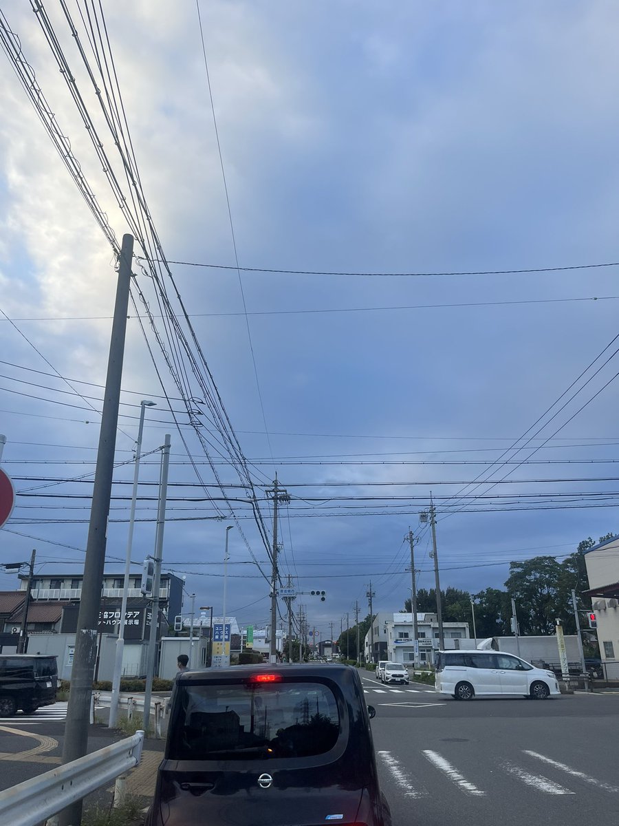 bkst2024's tweet photo. 久々のツーリング…雨よ降るな https://t.co/lsljYXuzNe