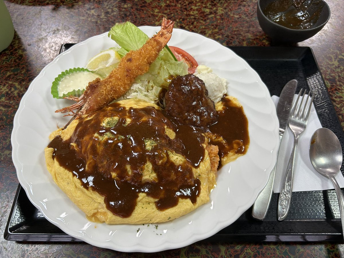 koh_Asn's tweet photo. #恵那駅 #あまから本店 #五平餅 
#食事処ひかり #ひかりプレート https://t.co/ljFMktQybB