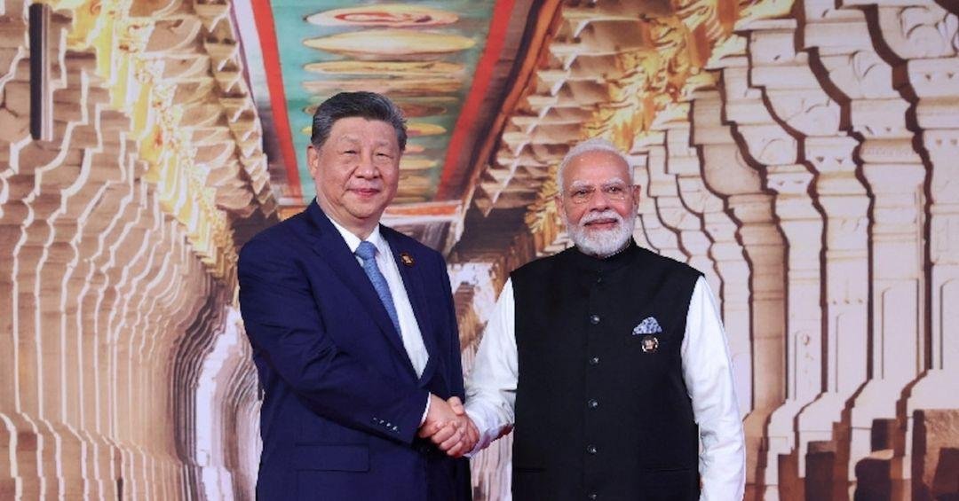 AakboR990's tweet photo. India's Modi and China's Xi push business links, border peace as ties revive https://t.co/yXn2g4Xnqv https://t.co/nNPraoAMS4