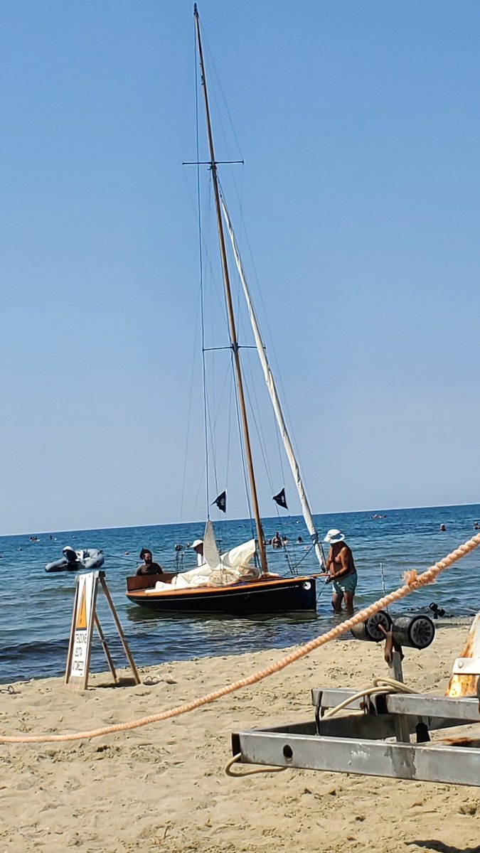 Ile2S's tweet photo. È una bella domenica.
#Versilia #Viareggio #Toscana https://t.co/QTRt2Cs1Tg