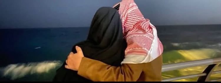 m556080's tweet photo. لك بقلبي بيّت وظلاَل ومحل وملّفى..❣️ https://t.co/JAWU7MYFFU