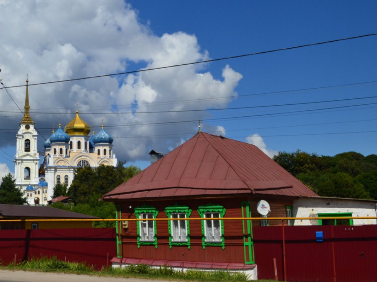 Lora020563's tweet photo. Россия. Болхов - один из древних городов Орловской области, расположен на 9 холмах.
Первое упоминание - 1196 год.
В 1778 году - уездный город.
В 19 веке - крупный центр ремесла и торговли. Славился кожевенным производством.
В годы ВОВ войны очень пострадал.
Население 11 421 чел. https://t.co/TjtbsAMaxn