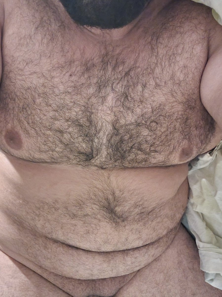 teddibear89's tweet photo. Lazy mornings in bed #gay #chub #gaychub #gaybear #hairygay https://t.co/VTGKekoZuM