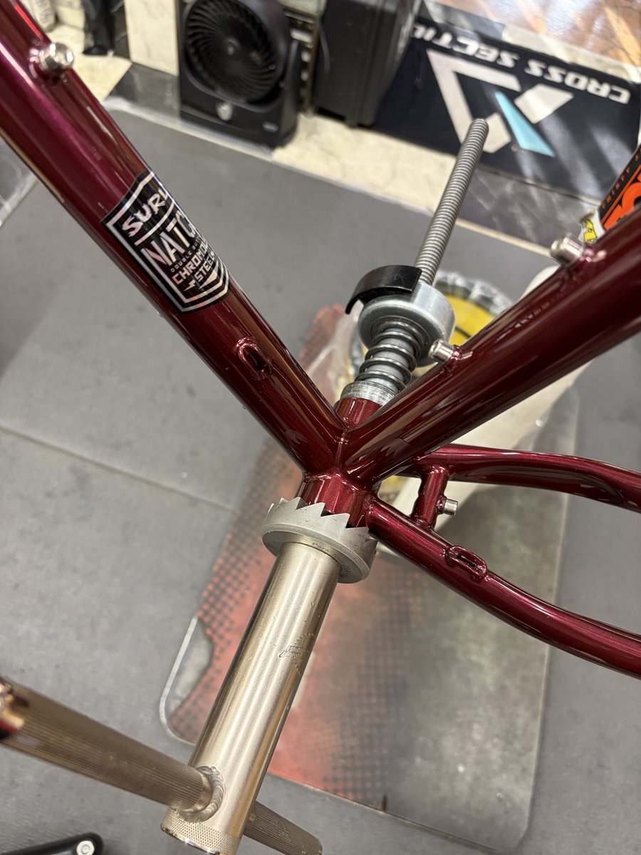 astbikes's tweet photo. 下処理開始です。
#surlybikes
#midnightspecial
ぼちぼち組み立てます。
#ロードバイク
#マウンテンバイク
#astbikes
#astforest
#練馬板橋
#和光市秩父市
#マウンテンバイクショップ https://t.co/Rrxsut4AHu