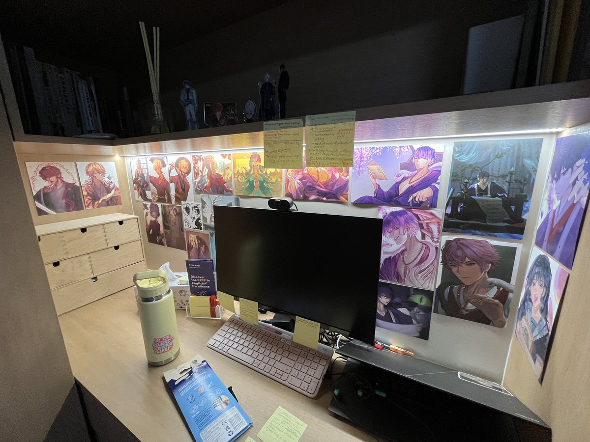 cursedbriars's tweet photo. Also I wanted to show you guys what I did with my room https://t.co/6nibFplqWt
