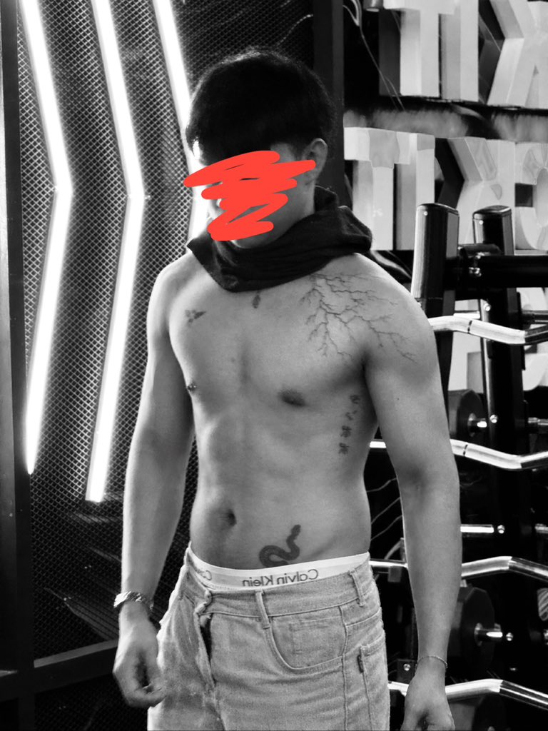UrScrtLoverBoy's tweet photo. oops https://t.co/cCtFoucyym