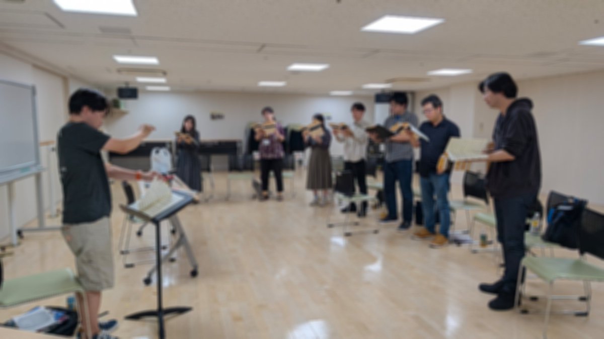 teamwatage's tweet photo. 【#わたげ練習レポ】
昨日は「はっか草」「みやこわすれ」の2曲を練習しました！
団員のおみやげもたくさんありました！🎁
練習後にはみんなでジンギスカンを食べに行きました！🐑
練習のあとのお肉は最高でした！😋 https://t.co/8W8HJznFHg