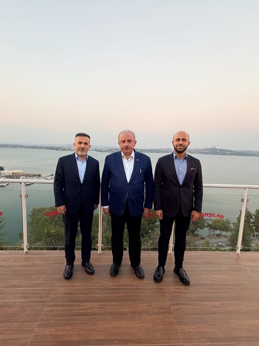 sercandelice01's tweet photo. Türkiye Büyük Millet Meclisi 29. Başkanımız Sayın Prof. Dr. Mustafa Şentop’un Adana programlarına eşlik etmekten memnuniyet duyduk.

Devlet tecrübesi, güçlü hukukçu kimliği ve milletimize hizmet yolundaki kıymetli çalışmalarıyla gönüllerimizde müstesna bir yere sahip olan Sayın Başkanımızı Adana’mızda ağırlamak bizler için büyük bir onurdu.

Samimiyeti ve nezaketiyle her zaman örnek olan kıymetli Başkanımıza şehrimize teşrifleri ve hoş sohbetleri için teşekkür ediyor, kendilerine sağlık ve afiyet diliyorum.