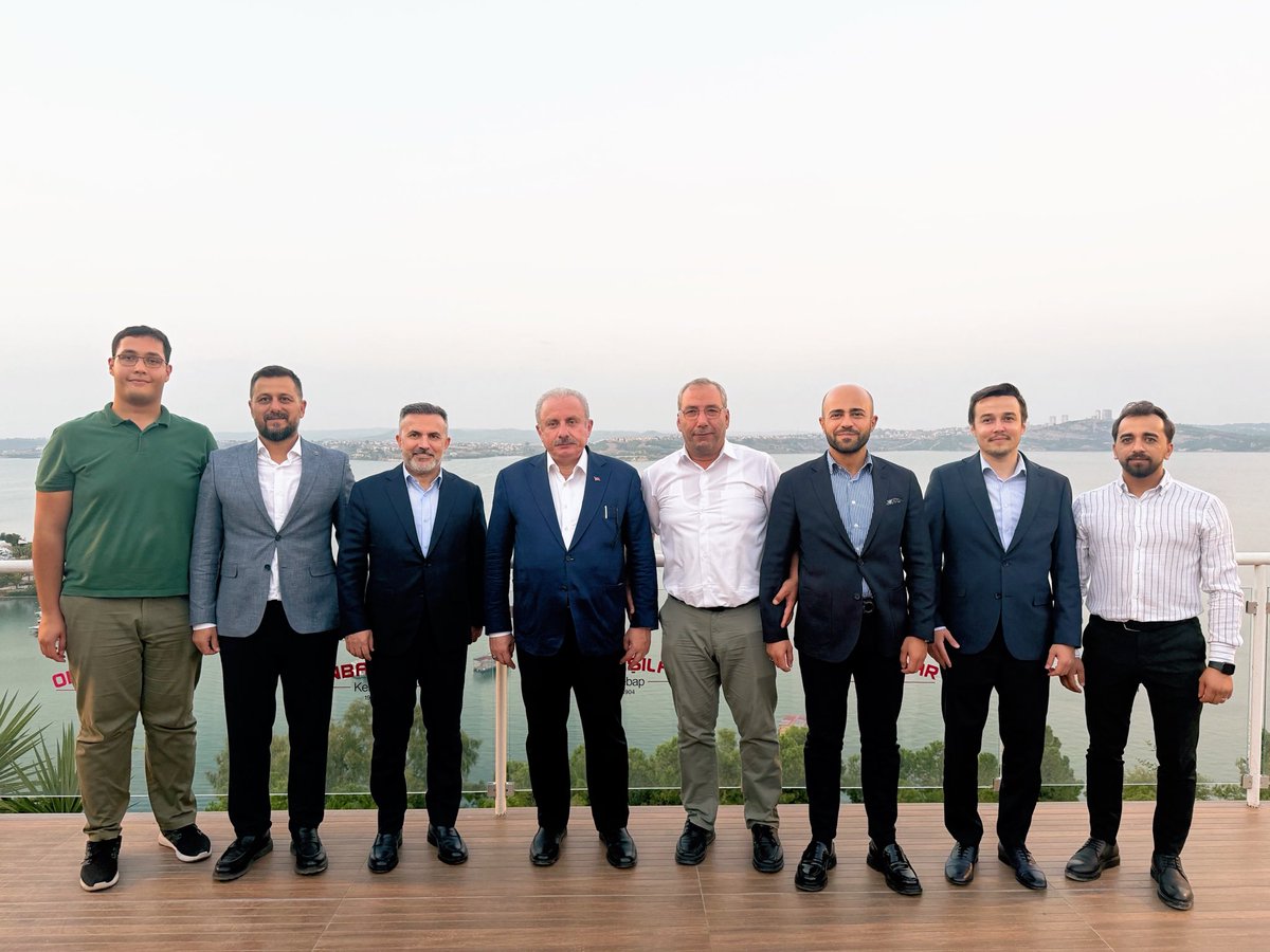 sercandelice01's tweet photo. Türkiye Büyük Millet Meclisi 29. Başkanımız Sayın Prof. Dr. Mustafa Şentop’un Adana programlarına eşlik etmekten memnuniyet duyduk.

Devlet tecrübesi, güçlü hukukçu kimliği ve milletimize hizmet yolundaki kıymetli çalışmalarıyla gönüllerimizde müstesna bir yere sahip olan Sayın Başkanımızı Adana’mızda ağırlamak bizler için büyük bir onurdu.

Samimiyeti ve nezaketiyle her zaman örnek olan kıymetli Başkanımıza şehrimize teşrifleri ve hoş sohbetleri için teşekkür ediyor, kendilerine sağlık ve afiyet diliyorum.