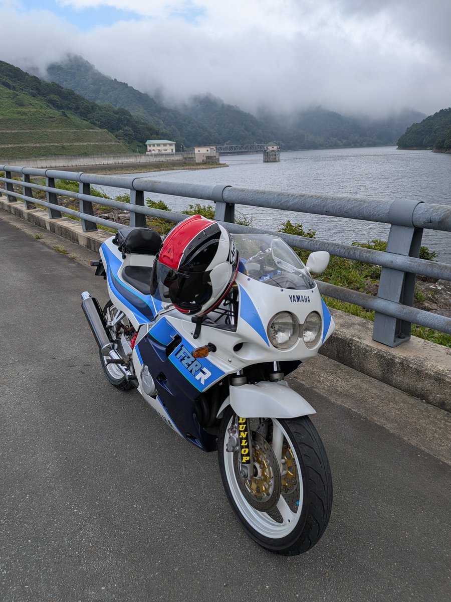 hede470822's tweet photo. 今日は久しぶりに友人と尾花沢市の鶴子ダム迄プチツー🏍️💨
帰り際ダムの近場にあった、そば処鶴子さんで鴨そばともりそばのセットメニューを堪���し、とてもコシがあって凄く美味しかったよ😋👍⤴️

#YAMAHA
#FZR
#山形県尾花沢市
#新鶴子ダム
#そば処鶴子 https://t.co/7E0chfw3Hn