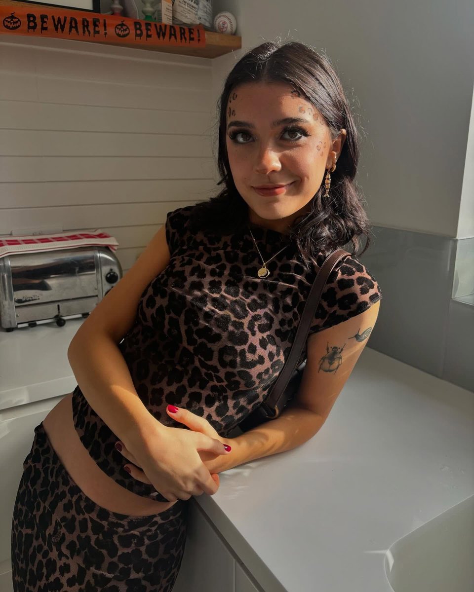 ExposedIRL99's tweet photo. Cuck submission | Ivory https://t.co/JJ5t2tgVtr