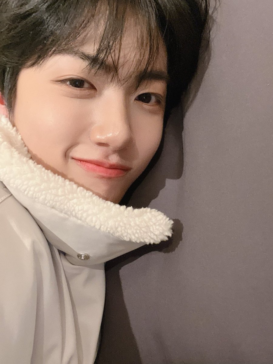 minamzoaaa's tweet photo. 아... ㅈㅏㅂㅇㅏ머ㄱ...🥰 https://t.co/b2ND8D4Gbi