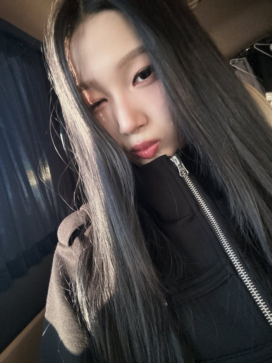 5N_TRENDS's tweet photo. @5ecretNumber [🐶] 260913 — #Ebin weverse post 📝
(2/2)

여주 소리질뤄 ~~🫰오랜만에 행사하구 락키 만나서 좋았오 사랑해 ! 우리 보려구 여주까지 시간내서
와줘서 고마오🙇‍♀️💚

#SECRET_NUMBER #시크릿넘버 
#에빈 
@5ecretNumber https://t.co/lK9DbZqsOm