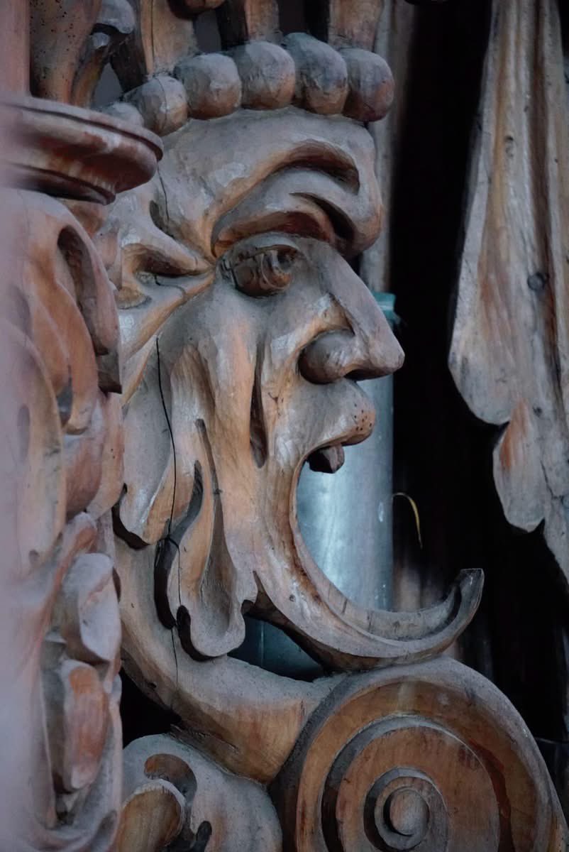 AmisCathRodez's tweet photo. Détail de la grande orgue de Rodez 🤩
#cathedrale #rodez #musique #orgue #500ans https://t.co/kDJ52psI8J