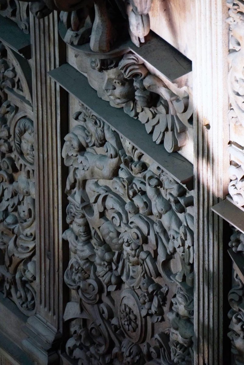 AmisCathRodez's tweet photo. Détail de la grande orgue de Rodez 🤩
#cathedrale #rodez #musique #orgue #500ans https://t.co/kDJ52psI8J