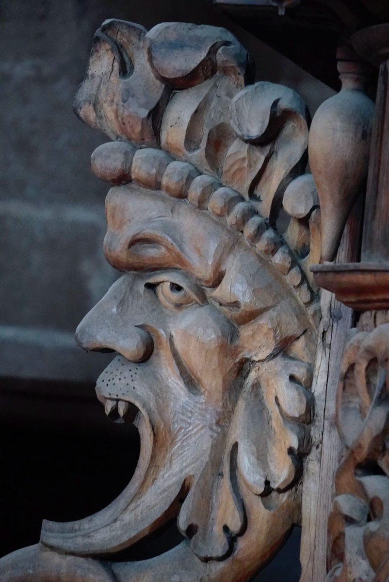 AmisCathRodez's tweet photo. Détail de la grande orgue de Rodez 🤩
#cathedrale #rodez #musique #orgue #500ans https://t.co/kDJ52psI8J