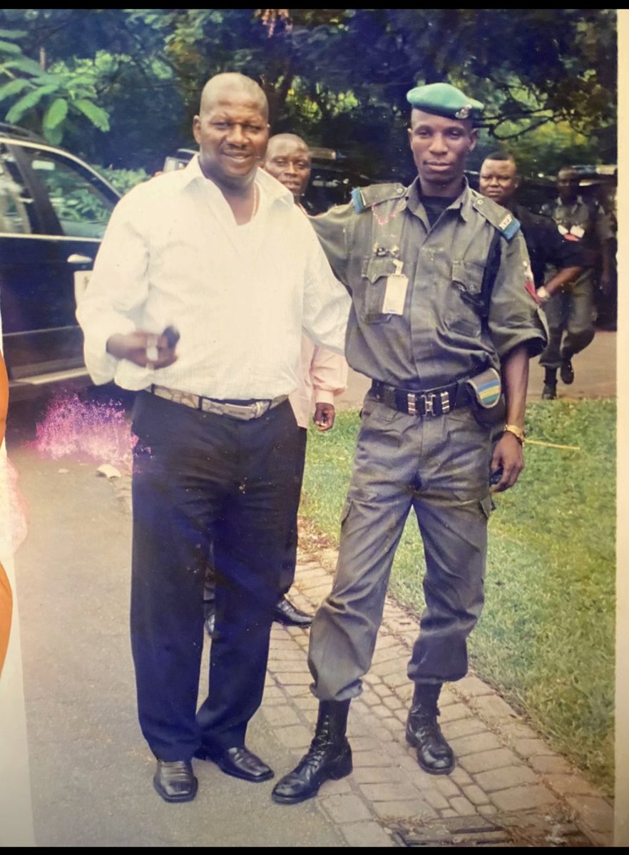 superstarrlimaa's tweet photo. Out of all the pictures I’ve seen of my daddy,this particular one hits differently. This is exactly how I remember him growing up. This is the image of my daddy that has always been in my head. 
The girl who dropped this picture also lost her dad. May our daddies continue to rip https://t.co/JpOOmz1VFz
