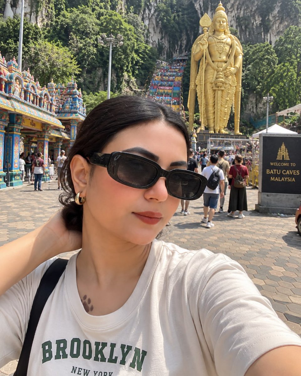 Anamikagb's tweet photo. Batu caves😊 https://t.co/7PWpBcRsB6