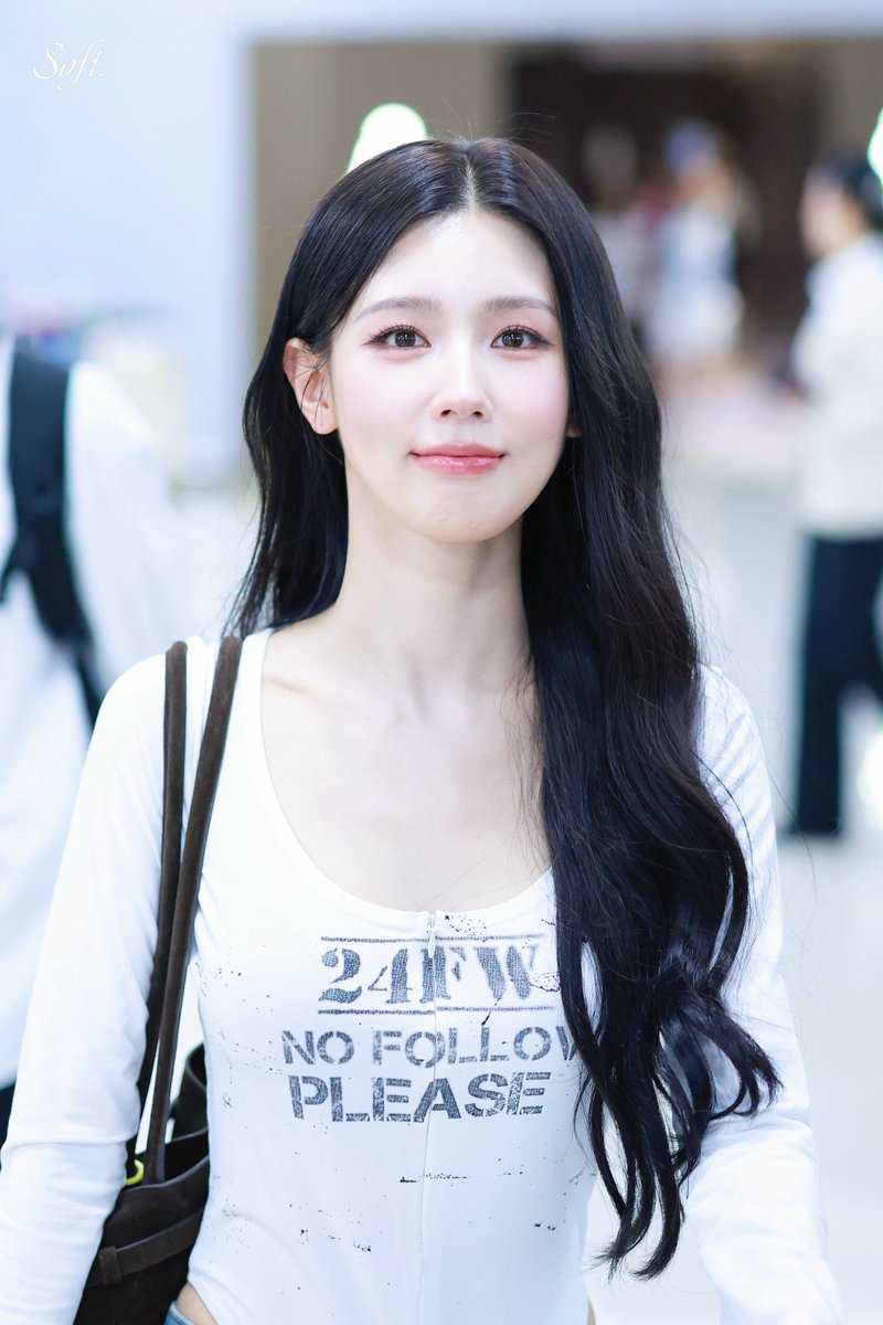 soft_0131's tweet photo. 260816
📸

#MIYEON #미연
#IDLE #아이들 https://t.co/W5v2OVWXBS