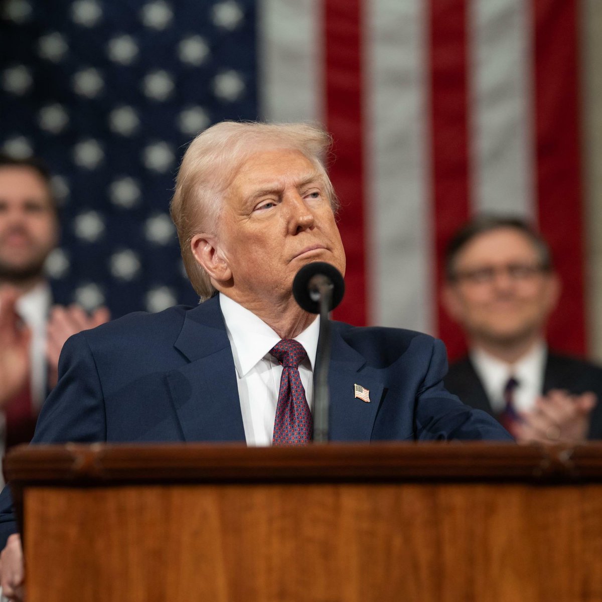pusholder's tweet photo. Donald Trump: "İran savaşı çok yakında sona erecek ve petrol fiyatları hızla düşecek." https://t.co/3oGrW2Hyku
