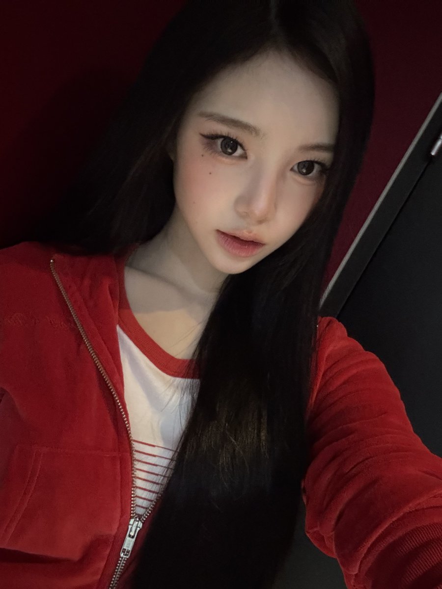 19luv_4u's tweet photo. 이쁜 언니들 앞에서 질질 싸고싶다,💗🫶

#멤놀 #맘눌뎀 #연능 #야상극 #맘눌떡 https://t.co/vqMG5KyeSn