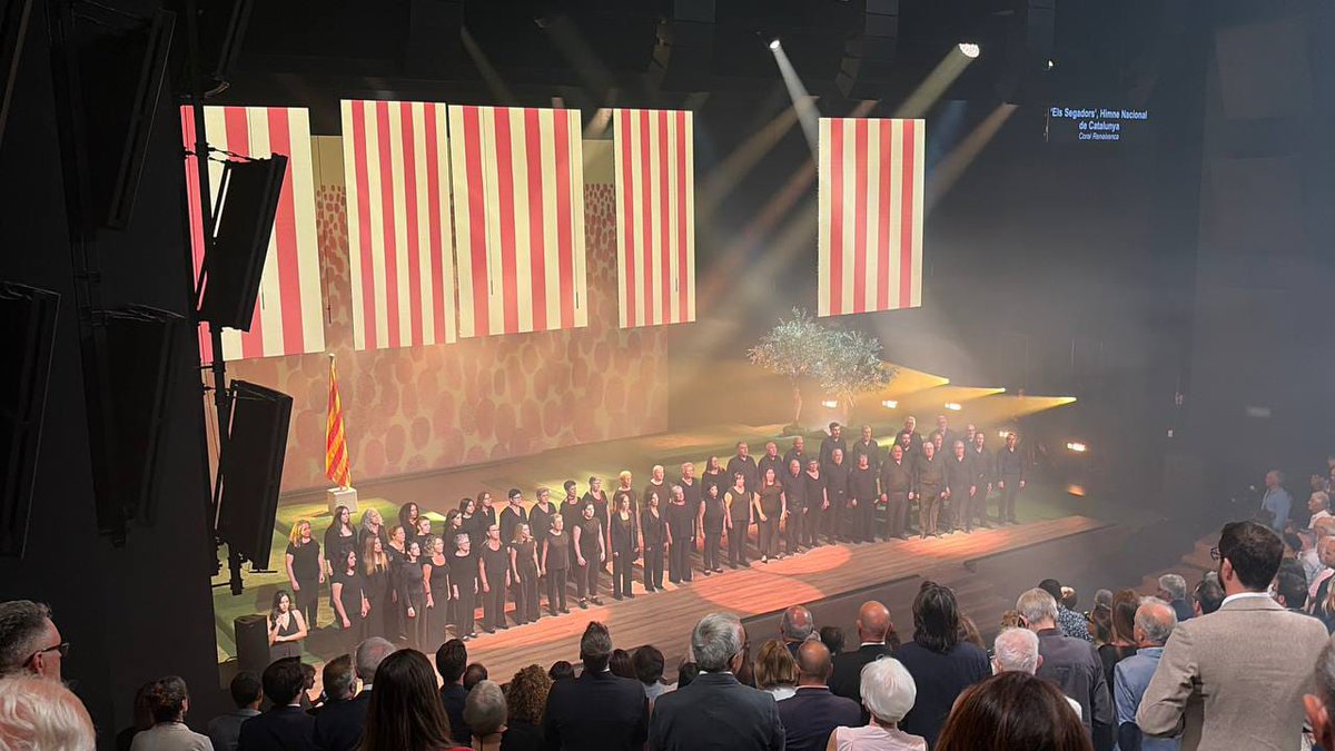 CastellsCat's tweet photo. L'11 de setembre vam ser presents a l’acte institucional de la Diada Nacional de Catalunya.

Un moment per retrobar-nos, compartir i celebrar la nostra Diada!

#castells #diada2026 https://t.co/pJ4VGIcv8W