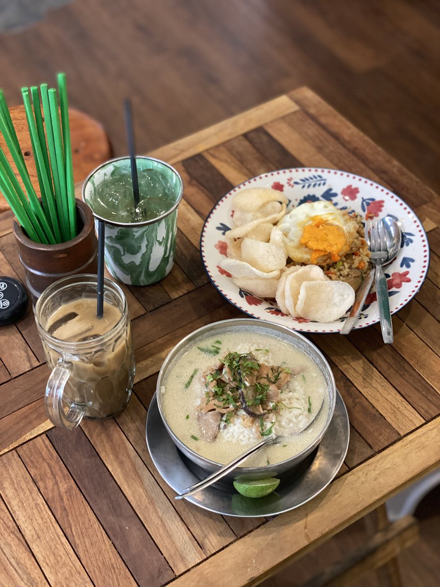 arieltantrvm's tweet photo. sini kedai talenta m-bloc space~ https://t.co/eX3VnzYBOT