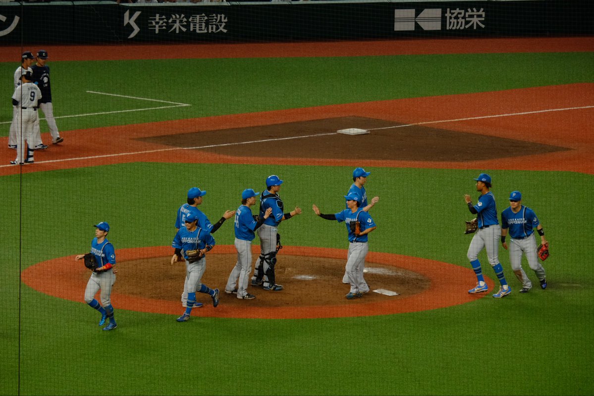 okiniirukami's tweet photo. はむほー‼️
田中正義復活のマウンド！！！
打線も繋がった！！！
清宮キャリアハイ更新19号！！！
中継ぎ陣も盤石リレー！！！
所沢最終戦勝利で飾る！！！

#lovefighters https://t.co/PzrKJ756uK