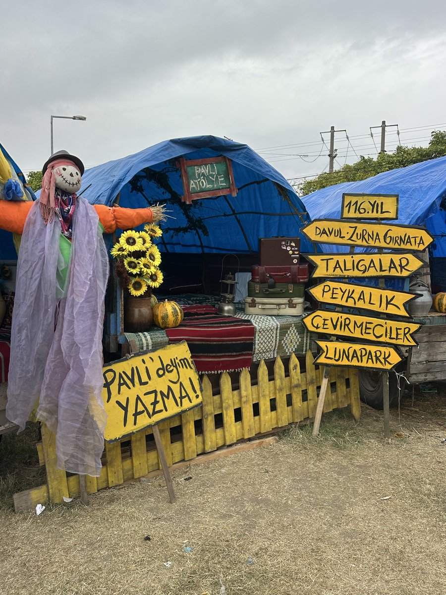 TrgyTURKOGLU's tweet photo. Arama pavlideyim 😁
Başkentte festival var dediler geldik 😄😄
#pavli #festival https://t.co/PPhpqf35It