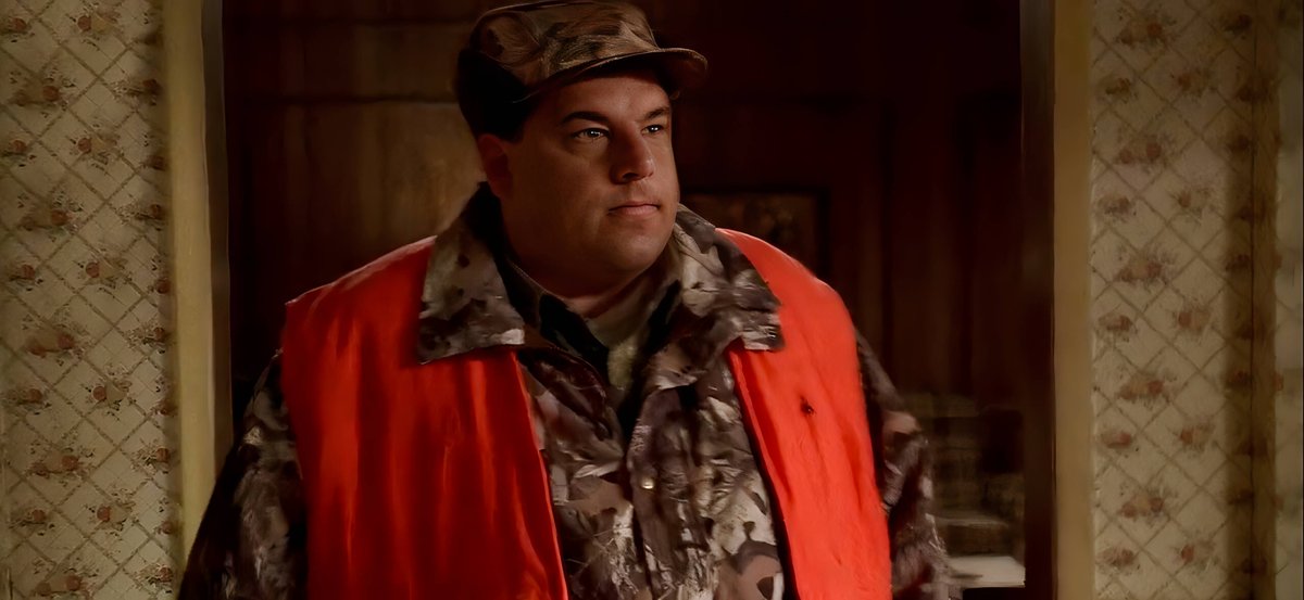 Davikent's tweet photo. no doubts this has to be the funniest guy in the sopranos 💯😂 https://t.co/YXB9aFAYAR