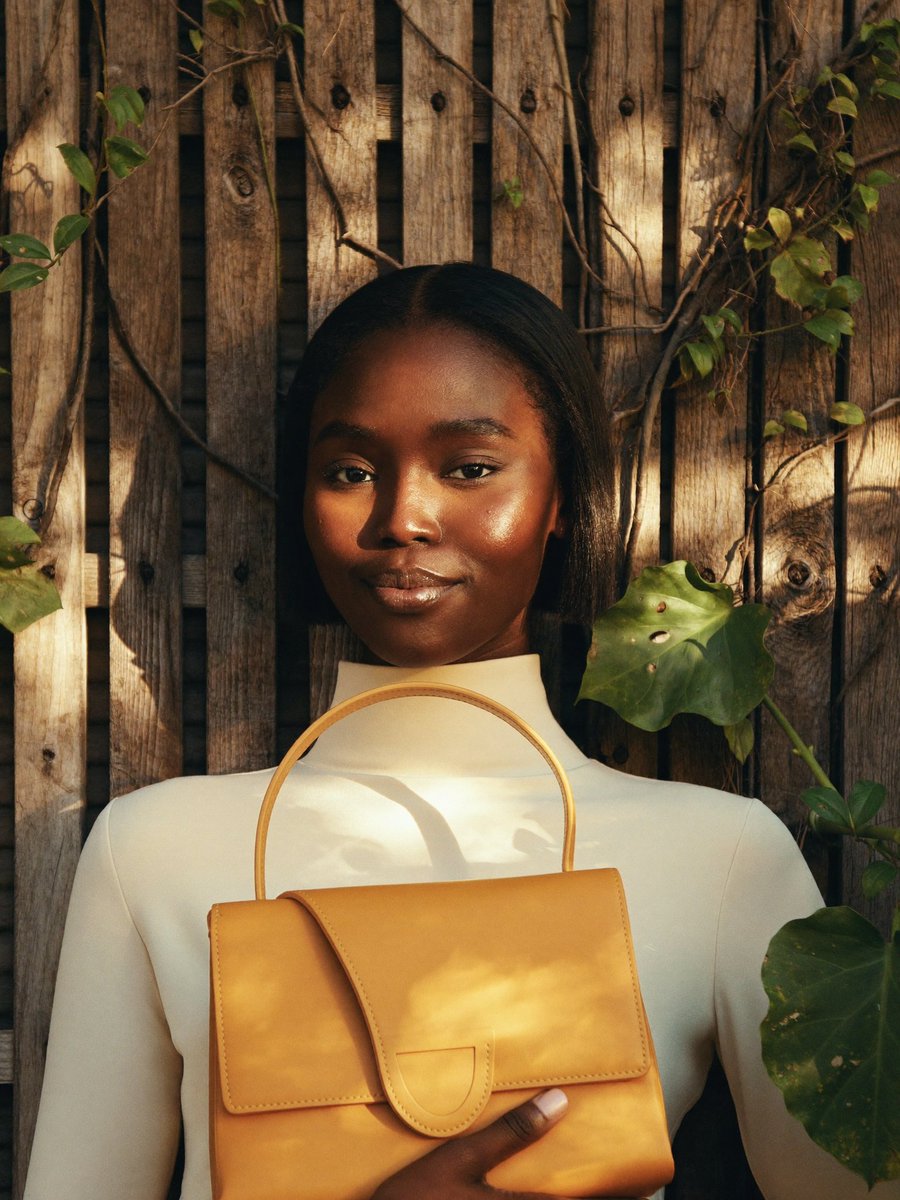 thataiguy10's tweet photo. Nobody in this photo is real — not the model, not the skin, not the light on the leather. All AI. No camera, no studio, no shoot day.

If you can't tell the difference, that's the point.

This is where fashion imagery is headed. https://t.co/F9VcuOPpNy