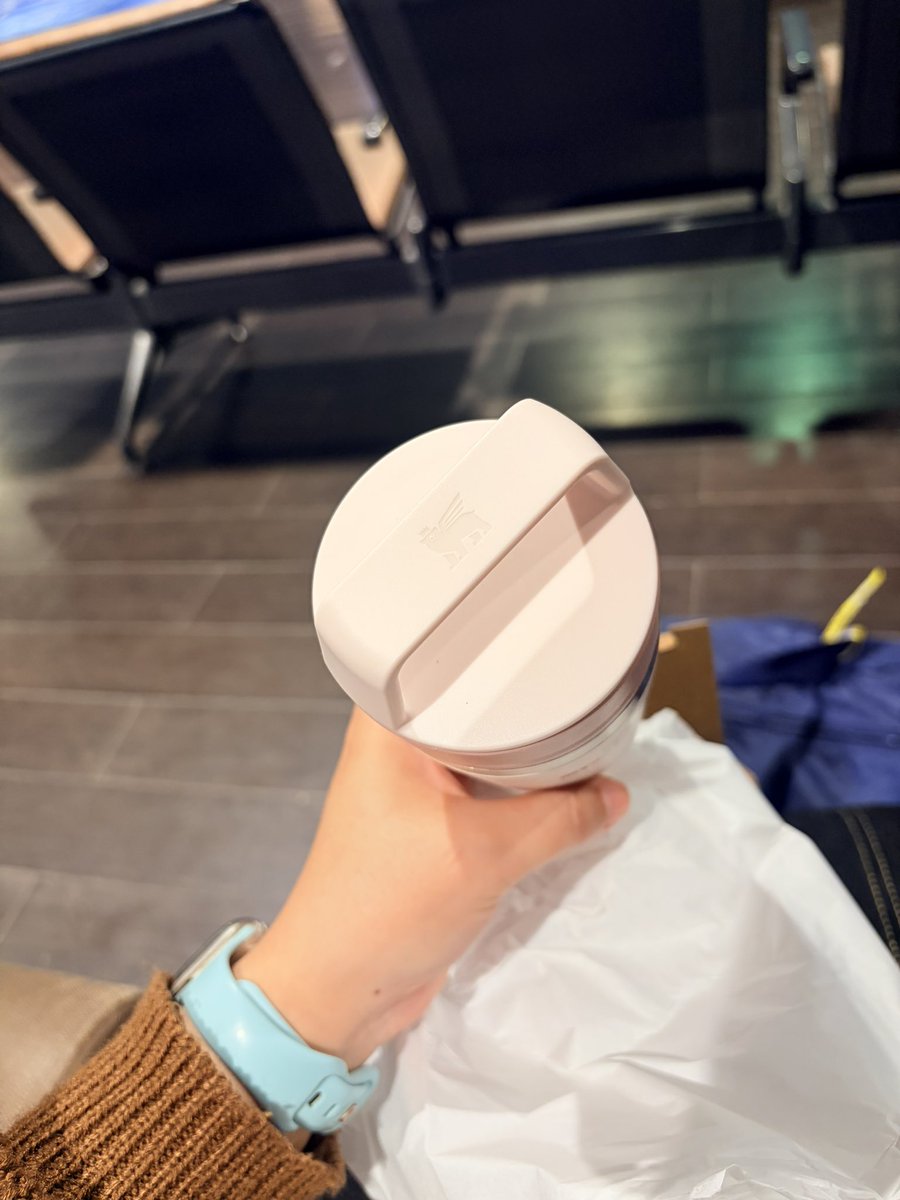 Perios_PRIG's tweet photo. Stanley cafe to go 8oz สีโรสควอส ~238mL หิ้วจากออส ขาย 950 รวมส่ง มีกล่องให้ใหม่กริ้บ ไม่เคยใช้แค่แกะออกมาดู ขายเพราะว่าอยากได้อีกรุ่นมากกว่า 😂 สนใจทักได้ค่าา #ขายแก้ว #stanley #หิ้วออส #แก้วstanley https://t.co/6XXBW4kLxy