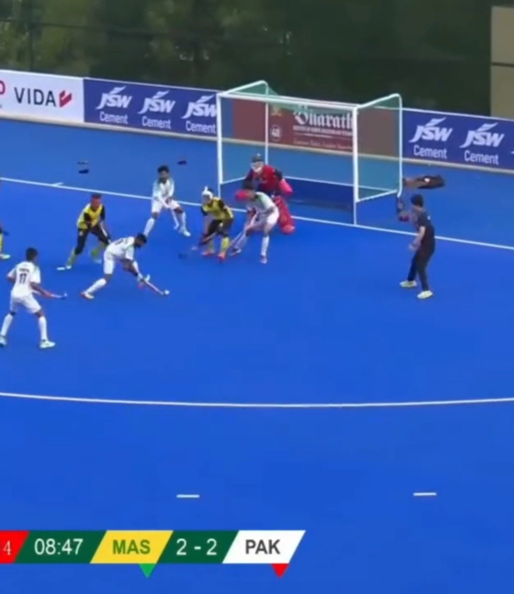 faizanlakhani's tweet photo. Pakistan U21 hockey team staged a superb comeback to beat Malaysia 4-2 in the Men’s Junior Asia Cup 2026 bronze medal match and secure third place.

Malaysia led 2-0 after 13 minutes, but Rana Abdul Sami scored twice before Muhammad Sheher and Waleed Rana added further goals to complete Pakistan’s comeback.

Pakistan finish with the bronze medal.