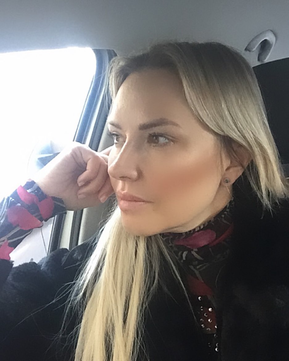 CeissaAna's tweet photo. Посмотрела фильм «Легенды осени». Это очень актуальный фильм о чувствах, отношениях, политике. Красота и боль, Любовь и Выбор. Семья и Статусность. Справедливость и Геноцид. Непредсказуемость и одновременно осознание будущего... Глубоко и актуально https://t.co/BDBfkNw4po
