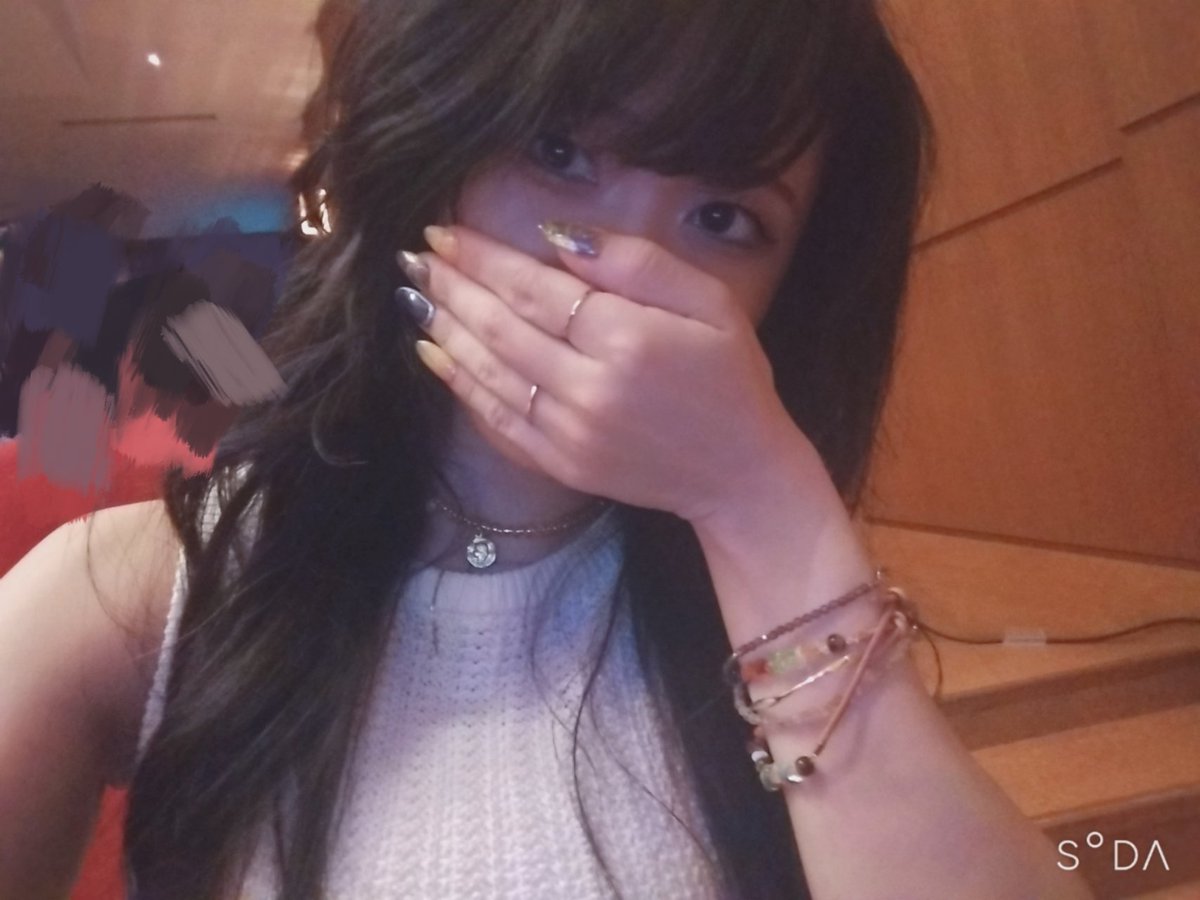 utthopasu's tweet photo. オンクラ3日目!!!
愛の導き、Strangers Like Meをオンクラで聞けると思わなかったから3回も聴けてほんとに嬉しい💛 🤎💚
私もリチャード・カーシーさんに神父してもらいたいです🤍
今日はコブ&amp;キアラバウンドでした🦁
髪もコブの鬣意識で盛り盛り🦁🤎
 #ディズニーオンクラシック
 #Disneyonclassic https://t.co/fCnsCcDQfs