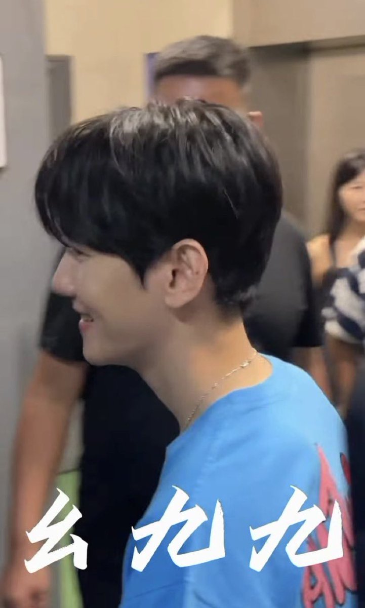 puppy__bh's tweet photo. 반팔입어도 상체 두툼한거 잘보임💙🥹 https://t.co/t5ItEFg0Cv