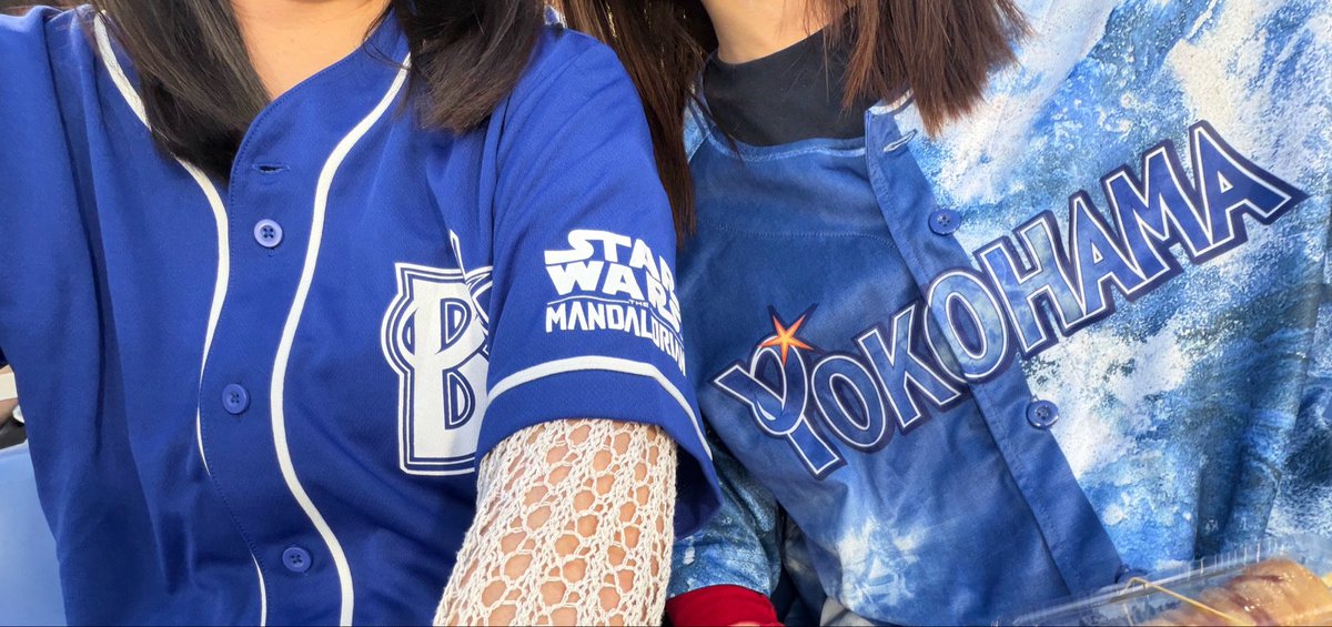 sawsninr's tweet photo. ヤママチミキさんに見せようと思ってたスタウォーズコラボユニを着て、今日は横浜を応援します https://t.co/8JGqor7OHp