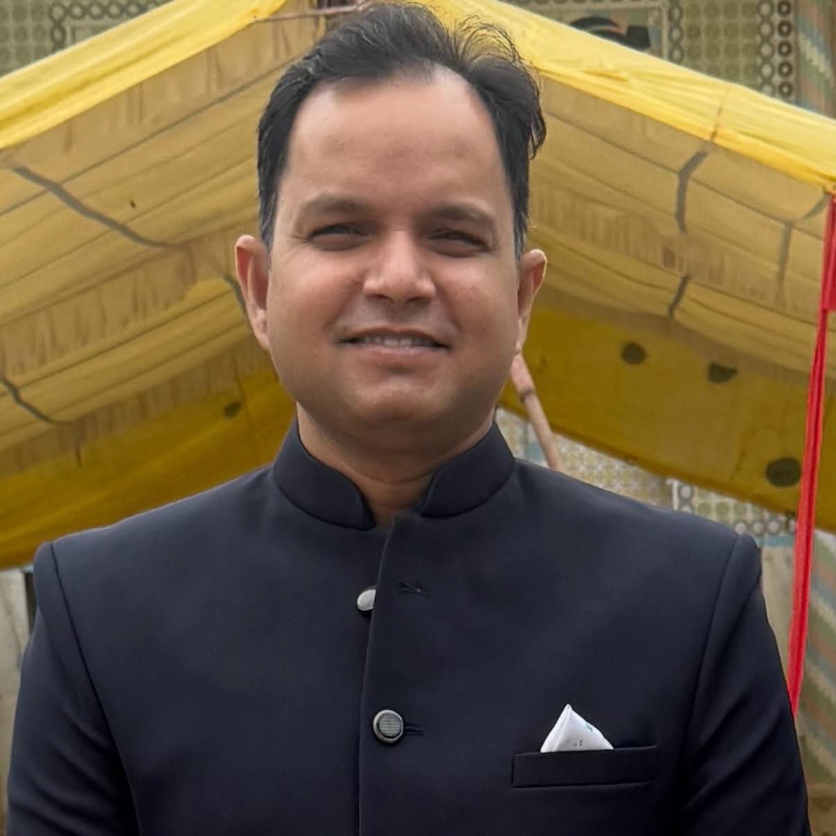 dilsharan_singh's tweet photo. मध्यप्रदेश पेसा नियम के संरक्षक, साहित्यकार, जनजातीय विषयों के प्रख्यात प्रवक्ता, राजा इमलई के राजवंश के राजा एवं अपर सचिव मध्यप्रदेश शासन हमारे मार्गदर्शक परम् आदरणीय श्री लक्ष्मण राज सिंह मरकाम भैया जी को जन्मदिन कि हार्दिक शुभकामनाएं । @1307Singh https://t.co/ULE3gu6FNP