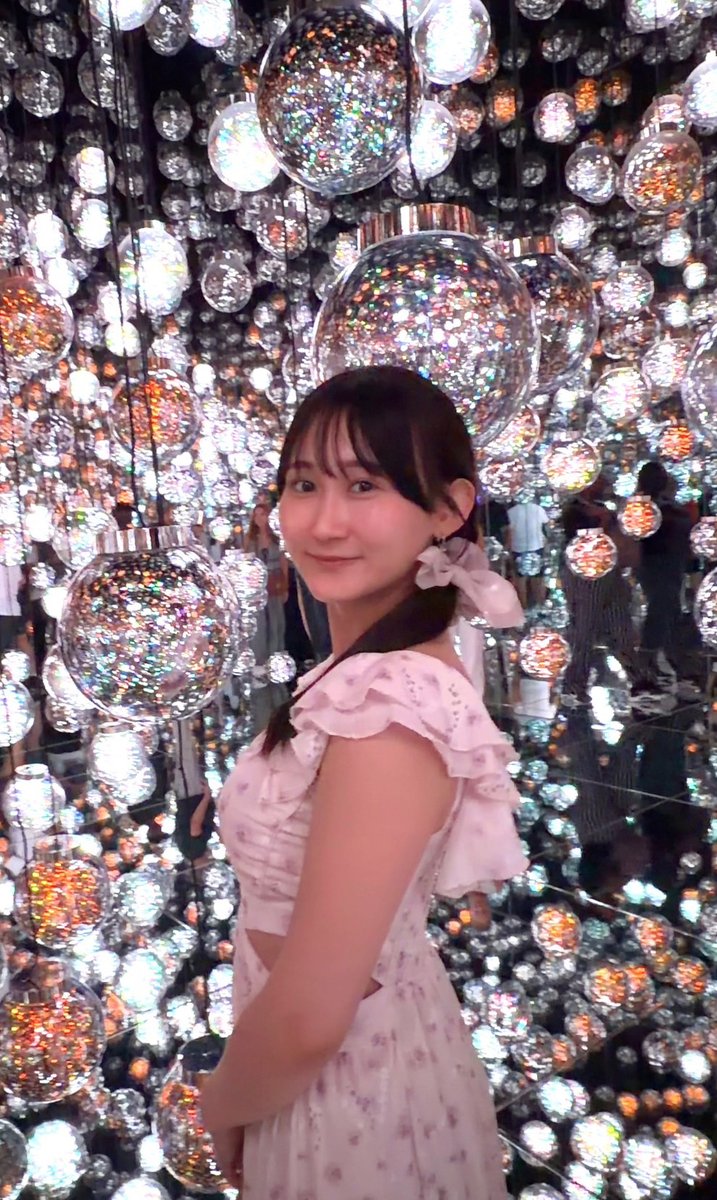 oomamasou081's tweet photo. こんにちMirai💓
２０３号室のMiraiです(*‘ω‘ *)
先日、旅行で麻布台ヒルズの
チームラボボーダレスに行ってきました✨
【自己紹介】
🎀性格　ISFJ
🎀趣味　旅行
🎀好きな食べ物　肉料理
🎀嫌いな食べ物　生魚 和菓子
🎀好きな色　ピンク 白
宜しくお願いします(∩´∀｀)∩
＃ダイナム ＃チームラボ https://t.co/co59S0s2St