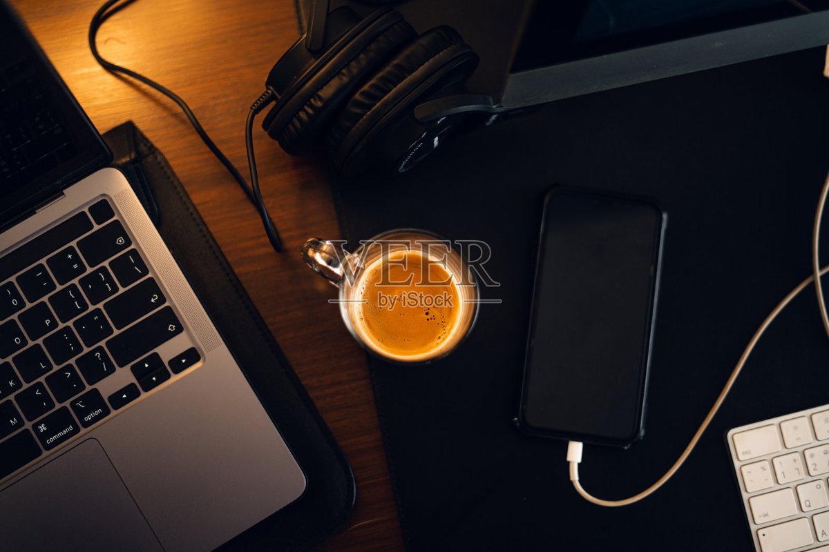 TomSundersctv's tweet photo. Just lost track of time vibing to this lo-fi playlist—those soft beats hit different every single time. https://t.co/Kv5tC3w4pL